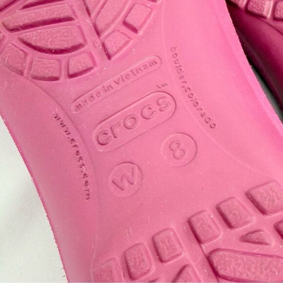 CROCS Mammoth Soft Fur Footpad Ballet Flat in Pomegranate - Picture 16 of 16